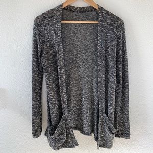 Grey and white cardigan with pockets